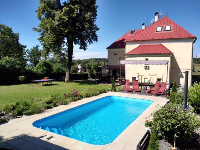Pension Novy Den Albrechtice  Экстерьер фото