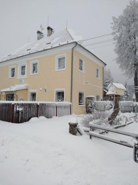 Pension Novy Den Albrechtice  Экстерьер фото